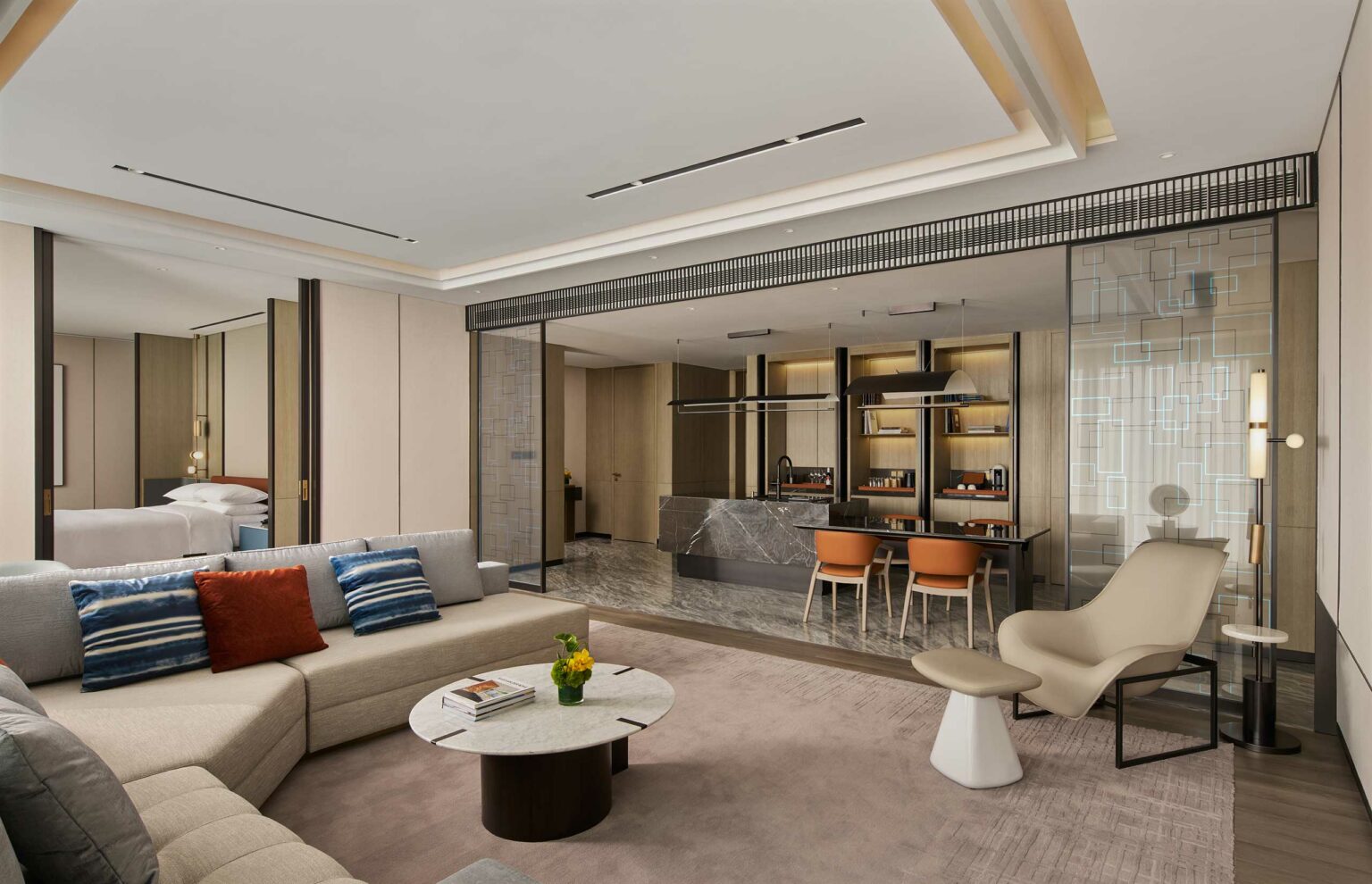 Hilton Shanghai Zhangjiang Science City China HBA Singapore Suite-Living