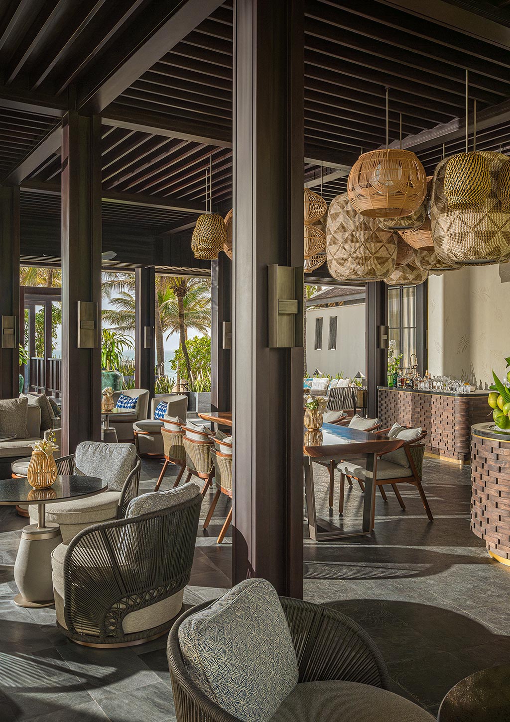 HBA Singapore_Four Seasons Resort The Nam Hai, Hoi An_Bar 2